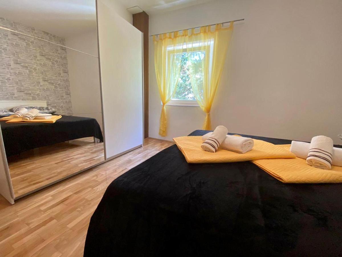 נובליה Apartments King - City Center מראה חיצוני תמונה