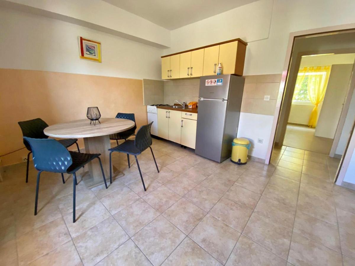 נובליה Apartments King - City Center מראה חיצוני תמונה