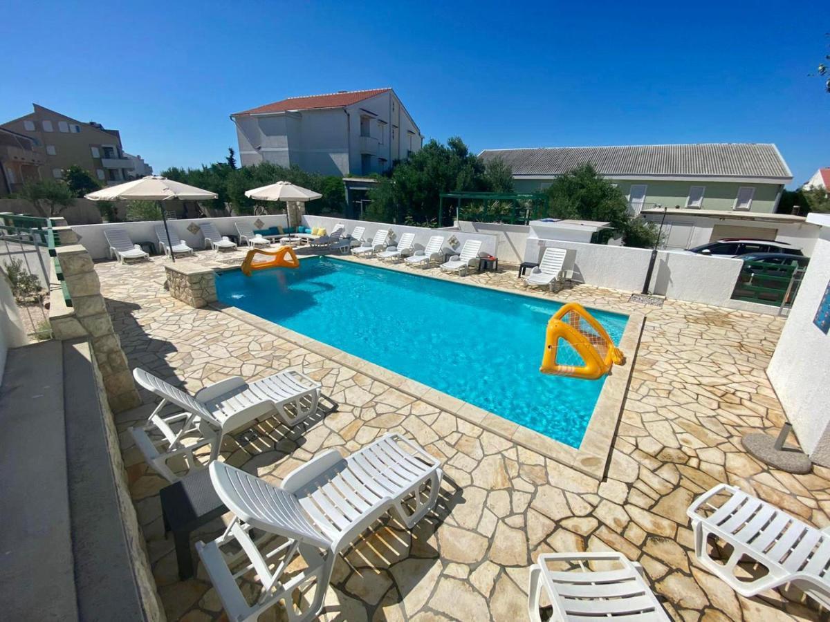 נובליה Apartments King - City Center מראה חיצוני תמונה