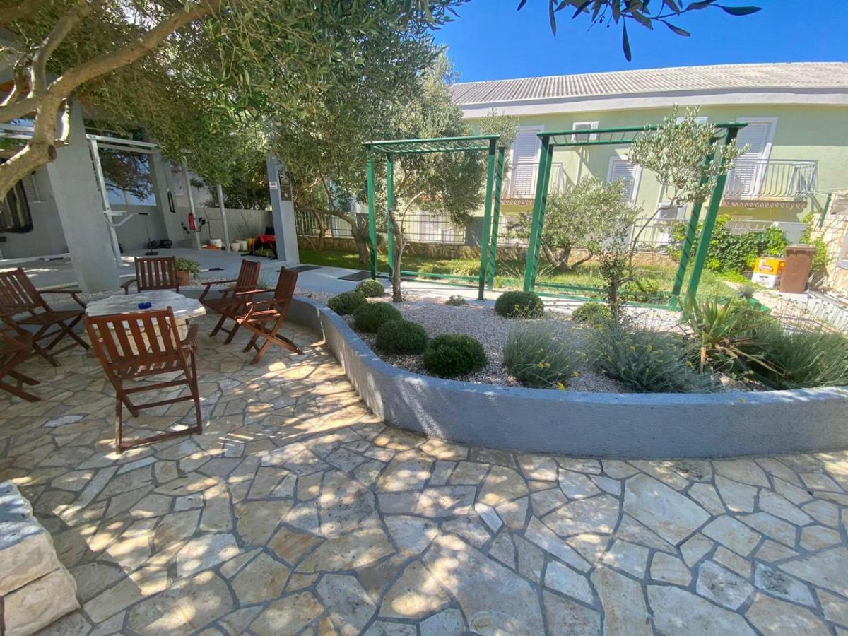 נובליה Apartments King - City Center מראה חיצוני תמונה