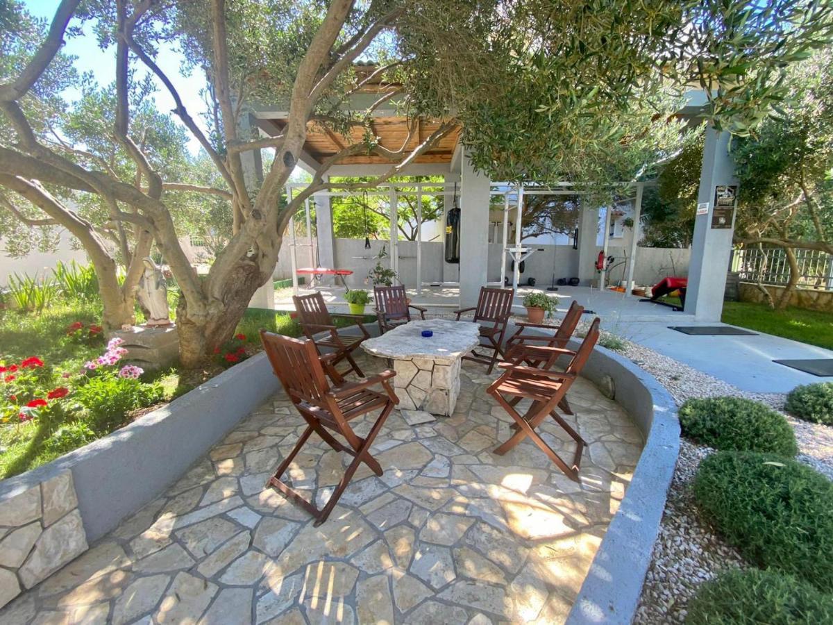נובליה Apartments King - City Center מראה חיצוני תמונה