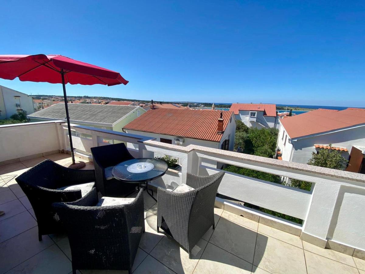 נובליה Apartments King - City Center מראה חיצוני תמונה
