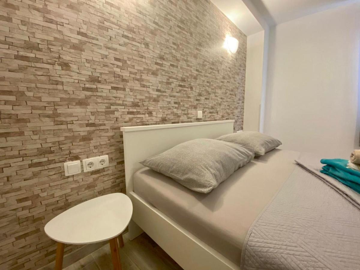 נובליה Apartments King - City Center מראה חיצוני תמונה