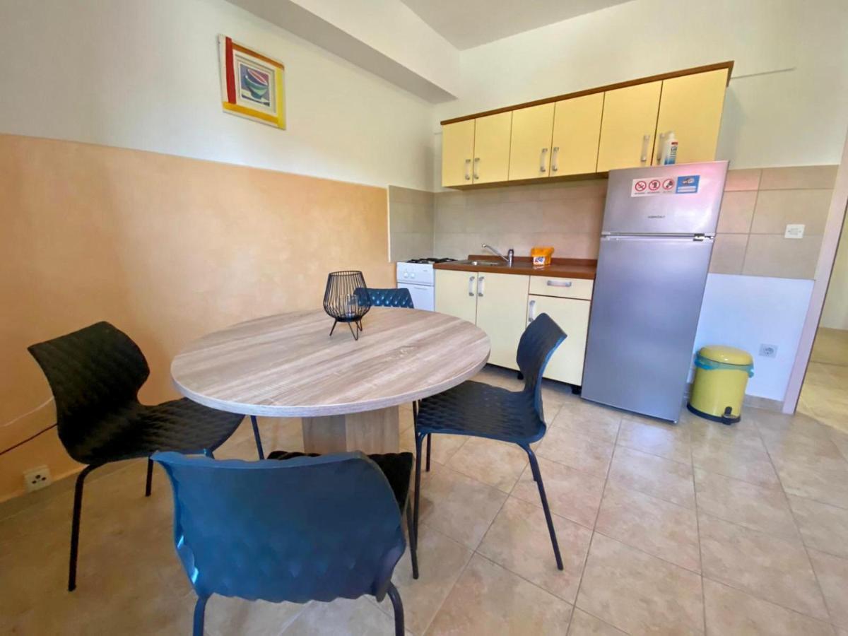 נובליה Apartments King - City Center מראה חיצוני תמונה