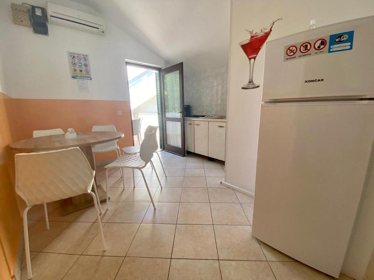 נובליה Apartments King - City Center מראה חיצוני תמונה