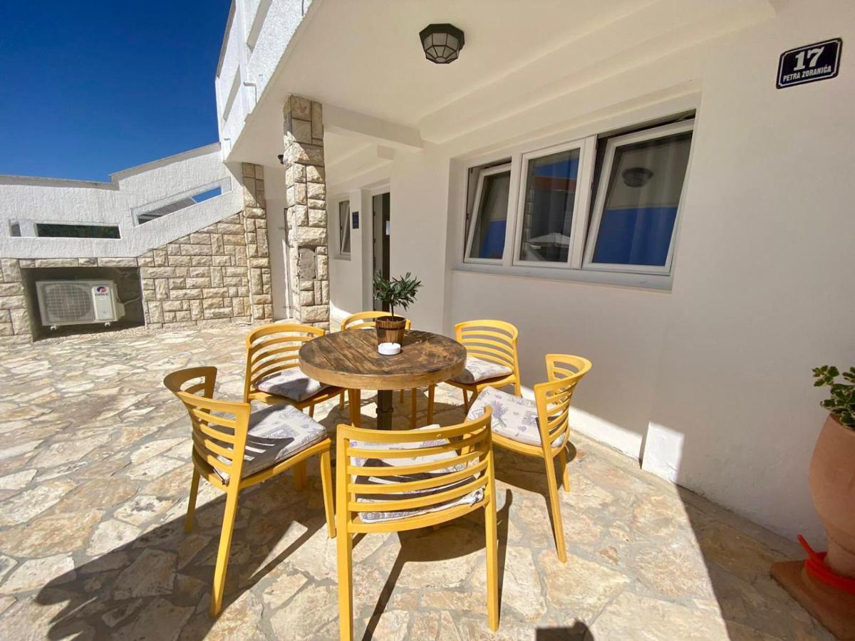 נובליה Apartments King - City Center מראה חיצוני תמונה