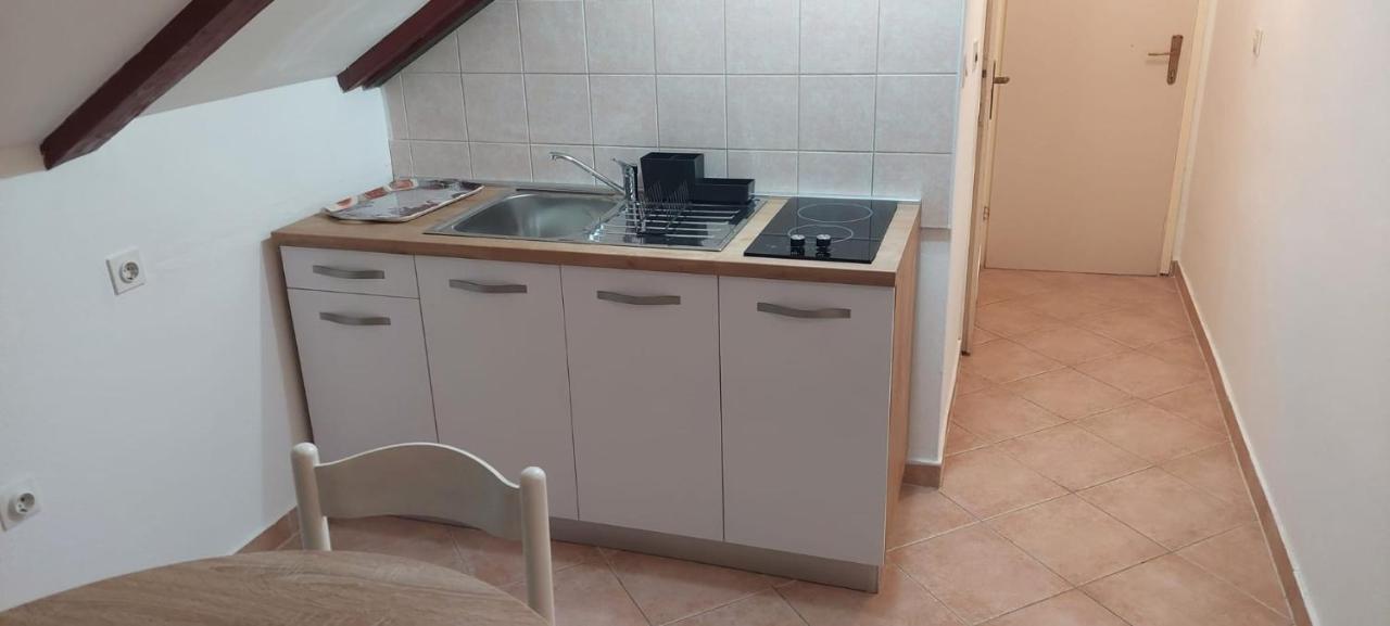נובליה Apartments King - City Center מראה חיצוני תמונה