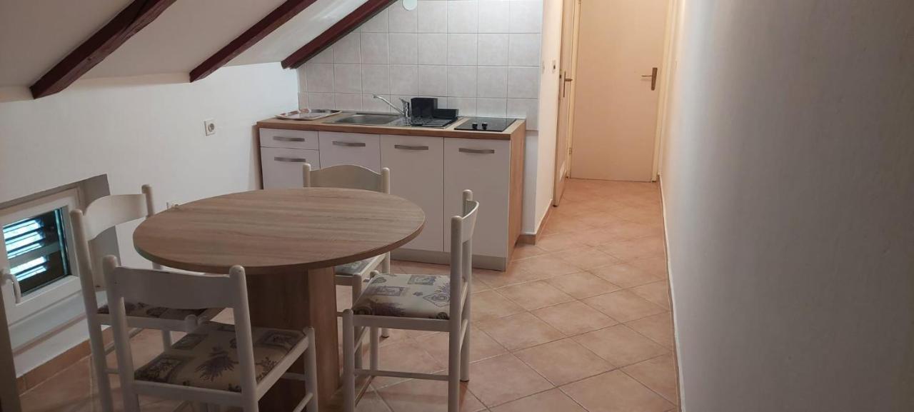 נובליה Apartments King - City Center מראה חיצוני תמונה